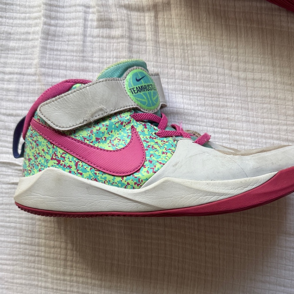 Nike Kids Basketball Sneakers - Pink and Green size 2.5Y